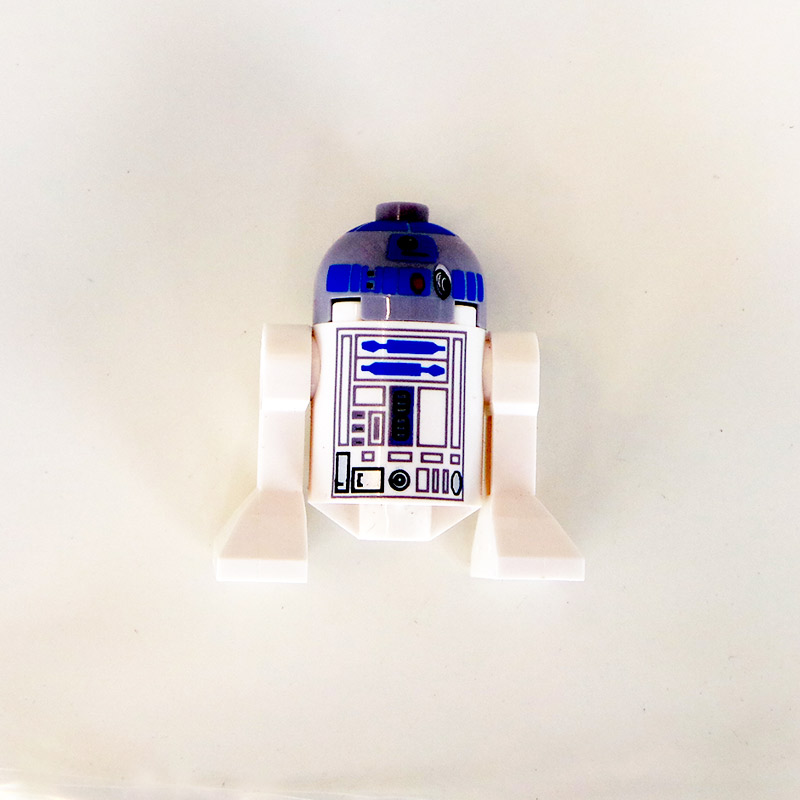 R2 D2
